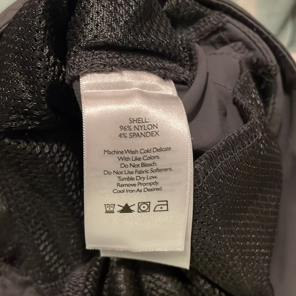 Hiking shorts - Picture 6 of 6